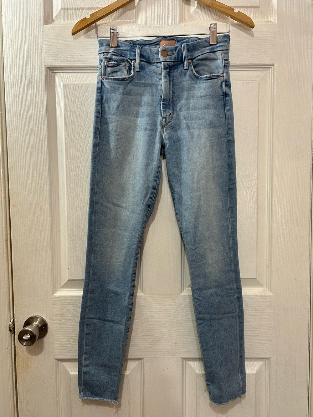 MOTHER High Waisted Looker Ankle Fray Jeans Sz 26 Au Revoir Light Wash Skinny